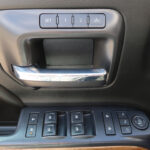 Chevrolet Silverado - Foto 11