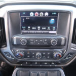 Chevrolet Silverado - Foto 16