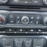 Chevrolet Silverado - Foto 19