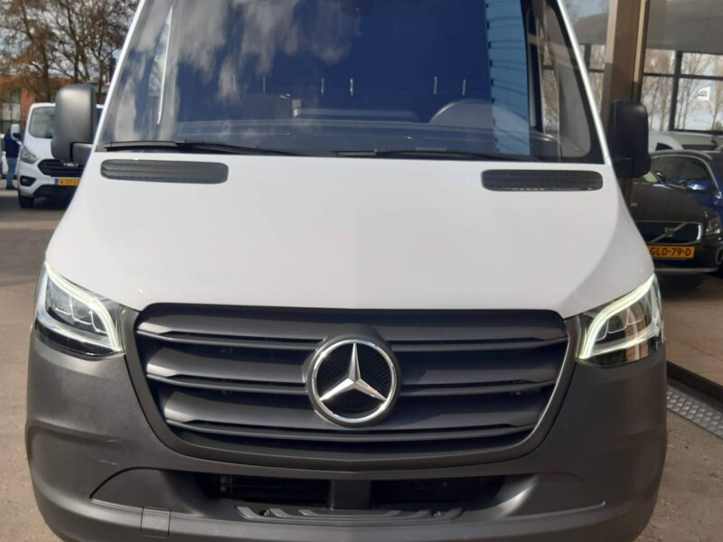 Mercedes-Benz Sprinter 150Pk L2/H2 MBux mediasystem Camera Trekhaak